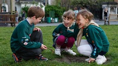 a few cubs making friends.